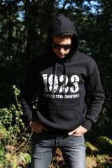 1923 Ne Mutlu Türküm Diyene Baskılı Kapşonlu Siyah