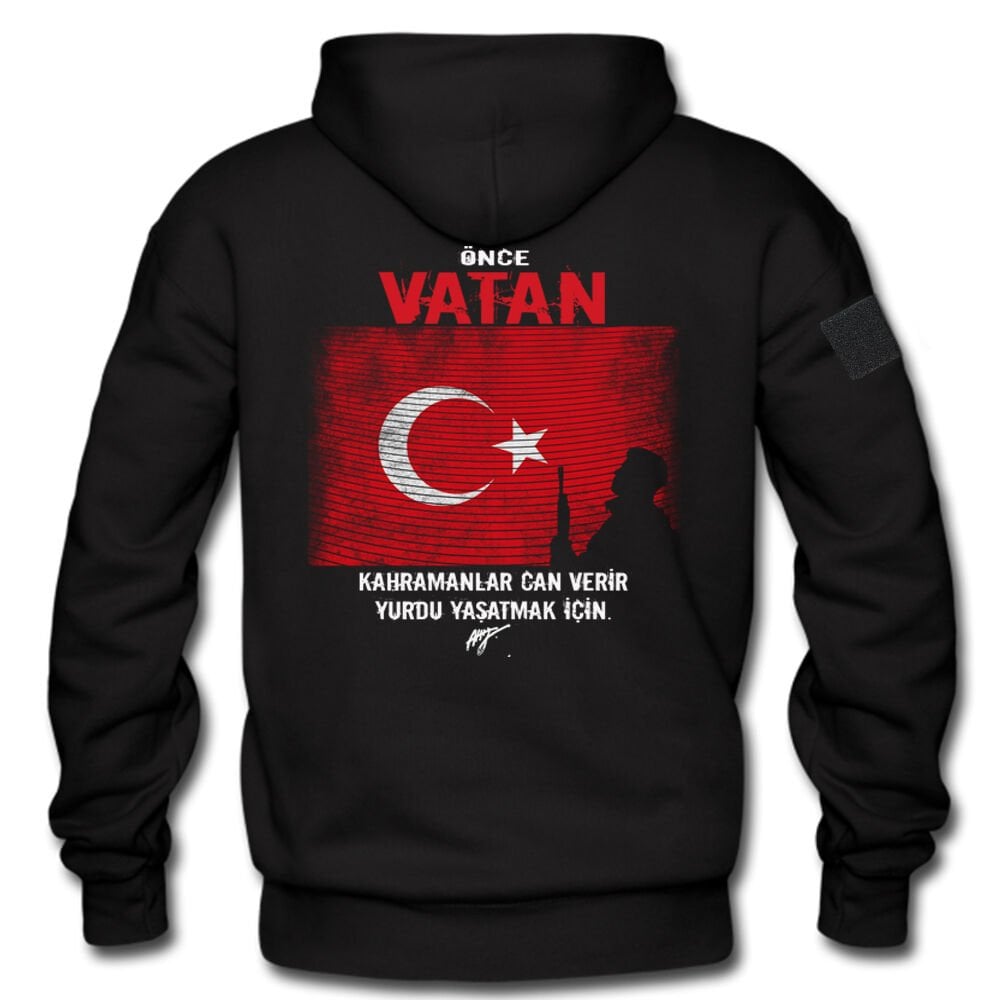 Önce Vatan Bayrak Baskılı Kapşonlu Siyah